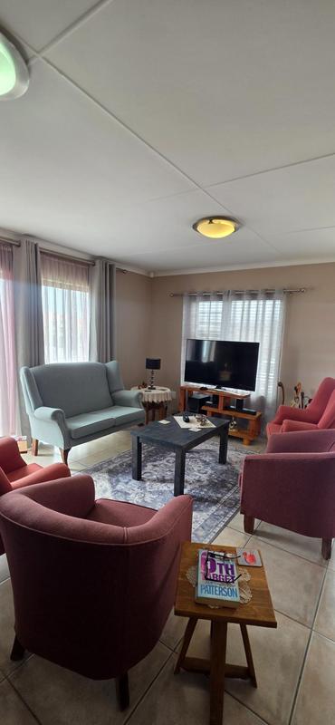 4 Bedroom Property for Sale in Seemeeu Park Western Cape